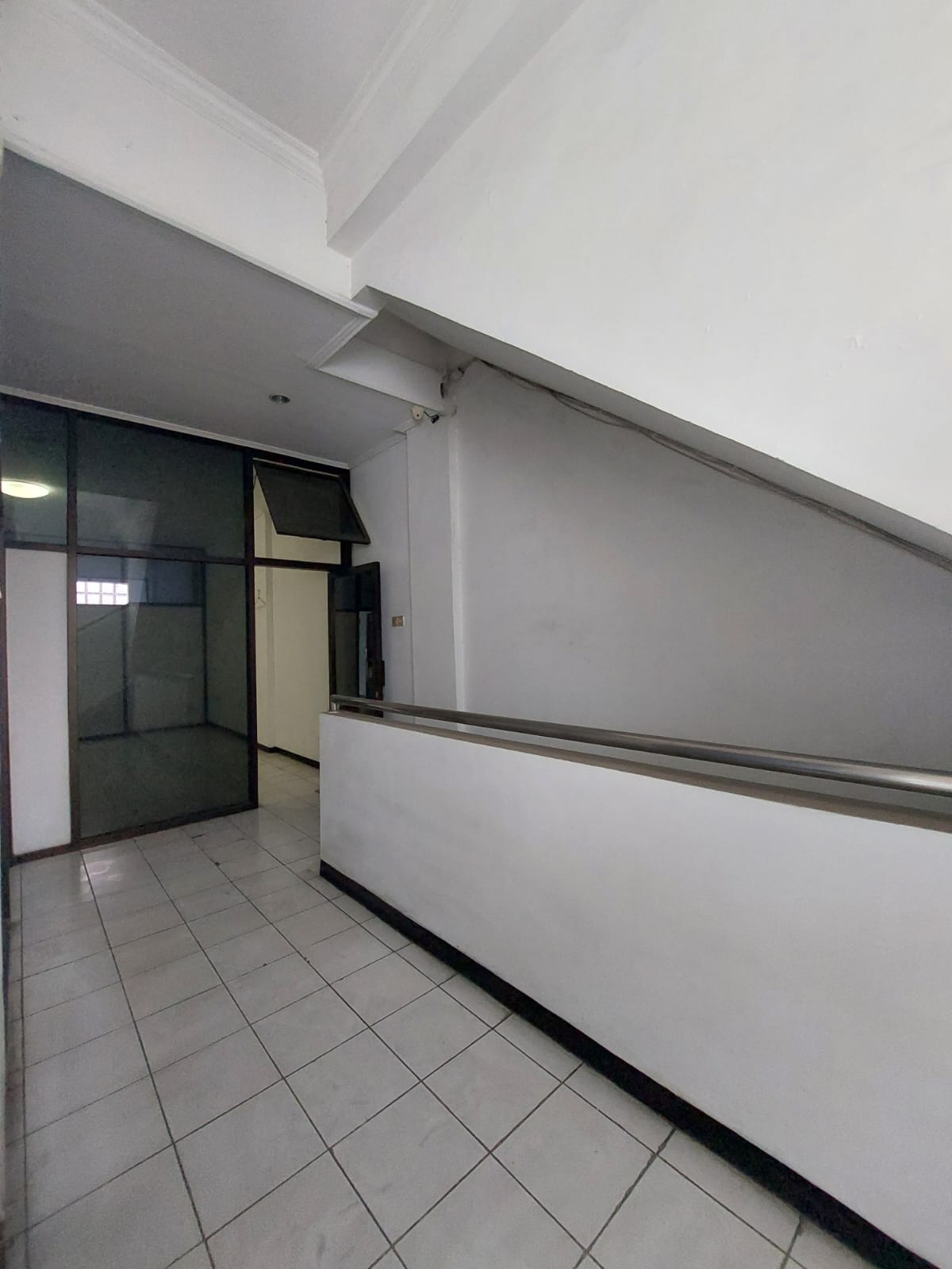 Jual Ruko Murah di Darmo Permai Selatan Surabaya Barat - Image 1