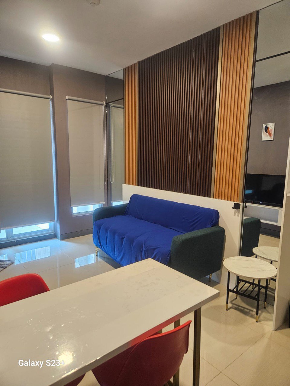 Disewakan Unit Eksklusif Apartemen Benson di Kawasan Surabaya Barat - Image 1