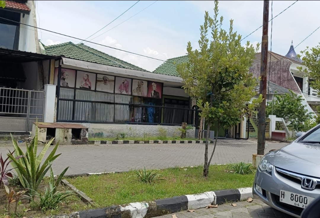 Dijual Murah Rumah Siap Huni Lokasi Strategis di Pondok Mutiara, Sidoarjo - Image 1