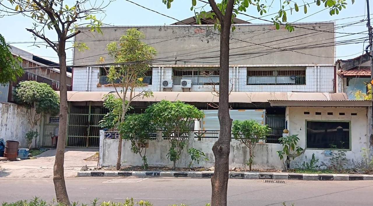 Dijual Lelang Ex Pabrik Lokasi Strategis di Kawasan Industri Rungkut Surabaya Timur - Image 1