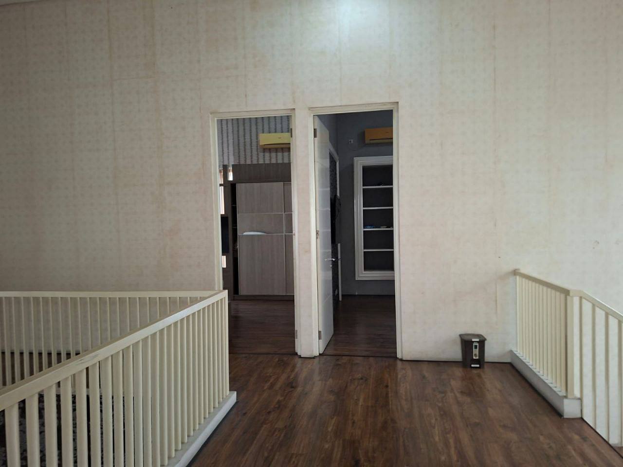 Dijual Rumah Mewah di Rafles Citraland Utama Surabaya Barat - Thumbnail 4