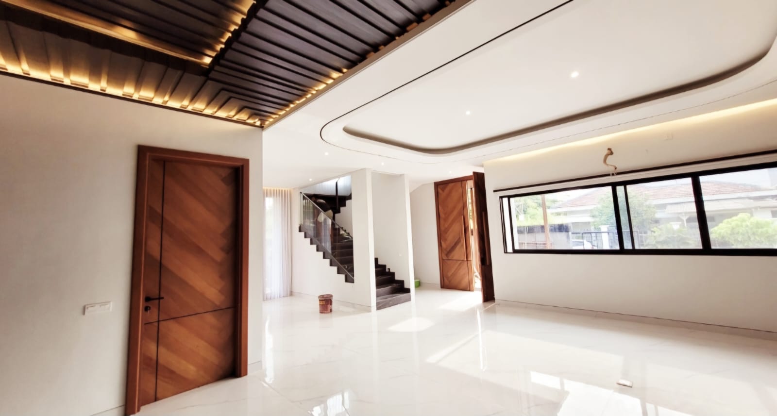 Dijual Rumah Mewah Modern di Manyar Kertoadi Lokasi Premium Strategis Surabaya Timur - Thumbnail 4