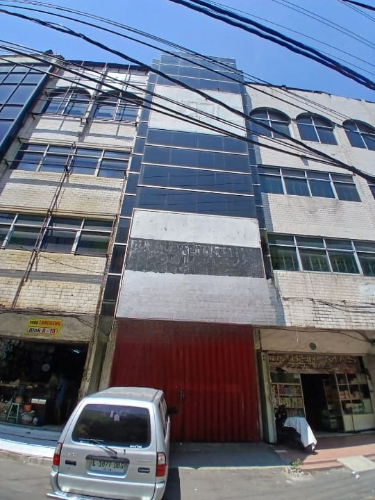 Dijual/Disewakan Ruko Komersial 4 Lt di Sinar Galaxy Surabaya Pusat - Image 1