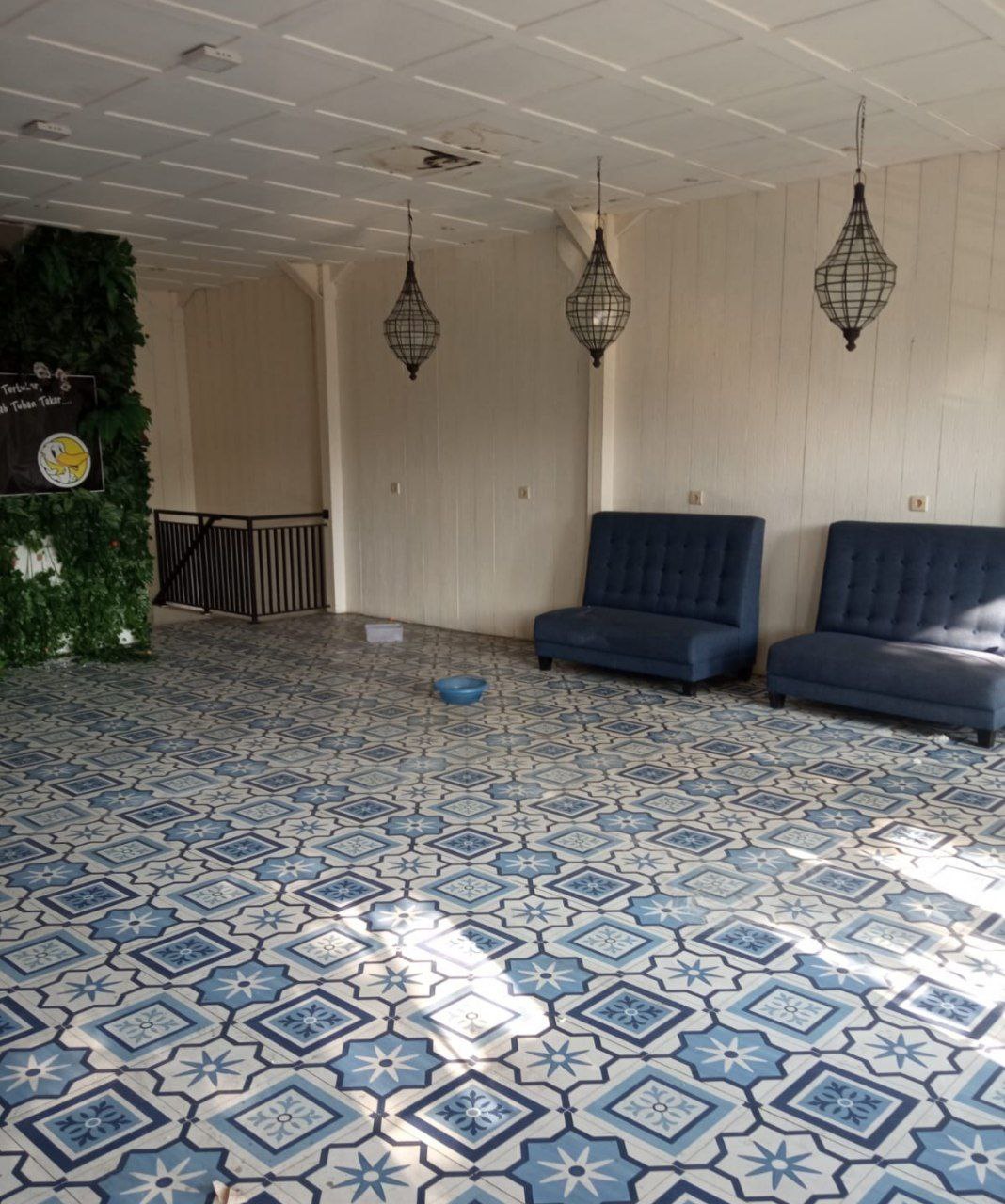 Dijual/ Disewakan Ruko Komersial Strategis di Raya Dharmawangsa 3 Lantai Surabaya Timur - Thumbnail 2