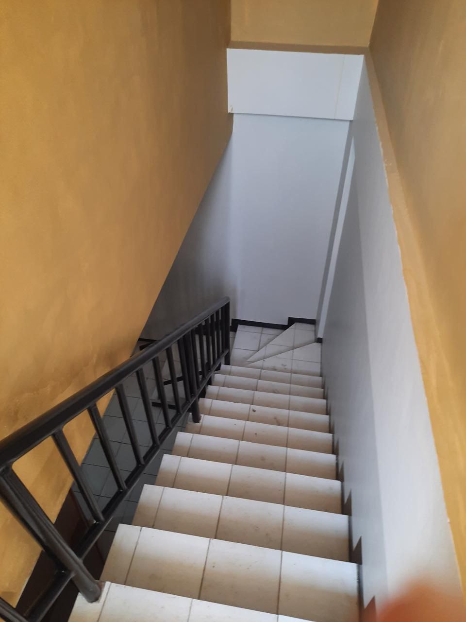 Dijual Ruko Strategis Siap Pakai di Diponegoro, Surabaya Selatan - Thumbnail 3