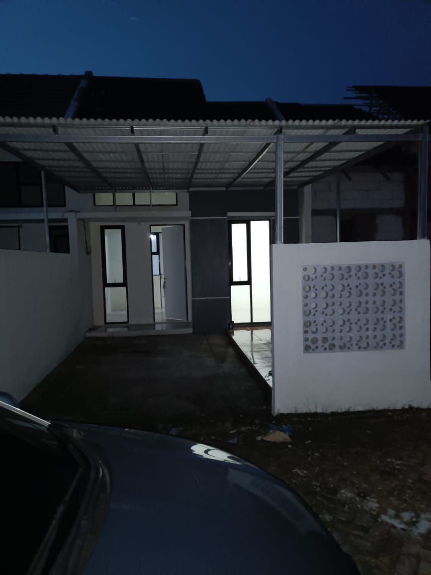 Dijual Rumah Baru Siap Huni di Kawasan Perum Golden East Berril Menganti Gresik - Image 1