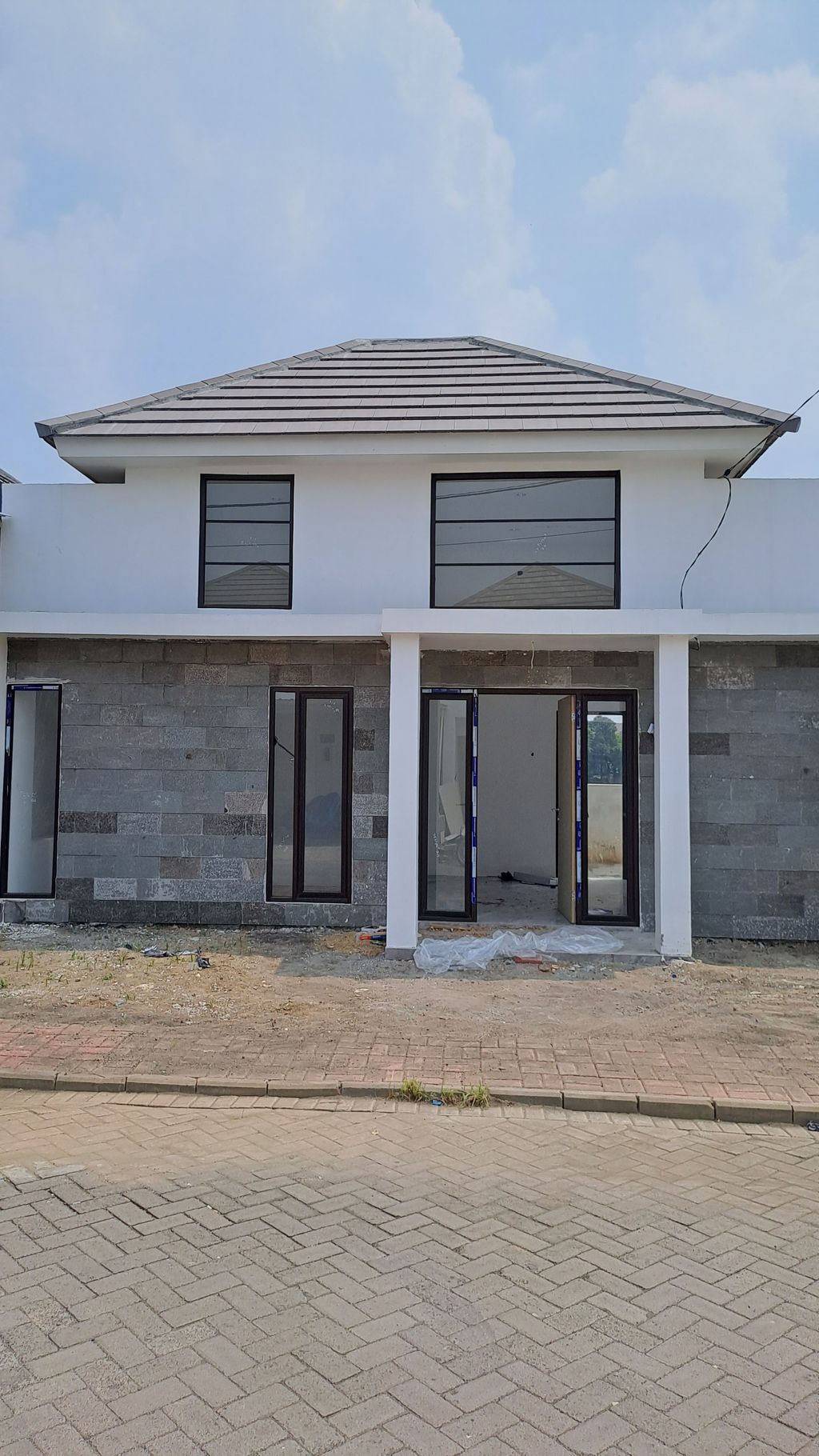 Dijual Rumah Baru Minimalis di Victory Land Sidoarjo - Thumbnail 3