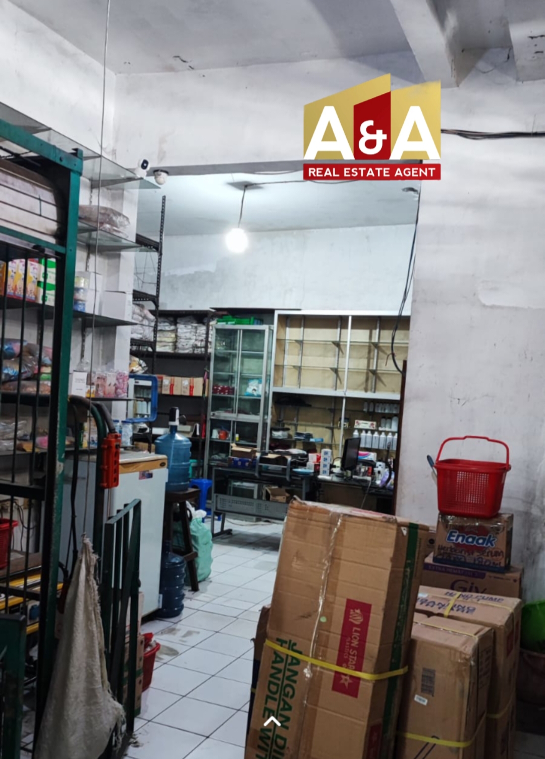 Dijual Ruko Komersial Jejer Hook di Jalan Kembang Jepun Surabaya Utara - Image 1