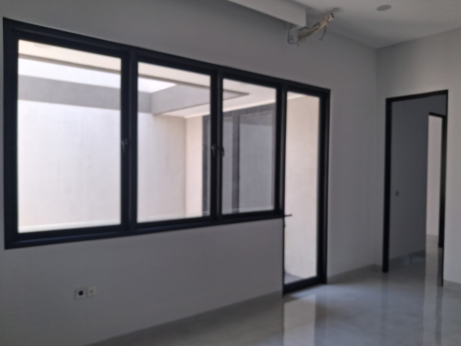 Dijual Rumah Baru Minimalis di Manyar Jaya Surabaya Timur - Thumbnail 3