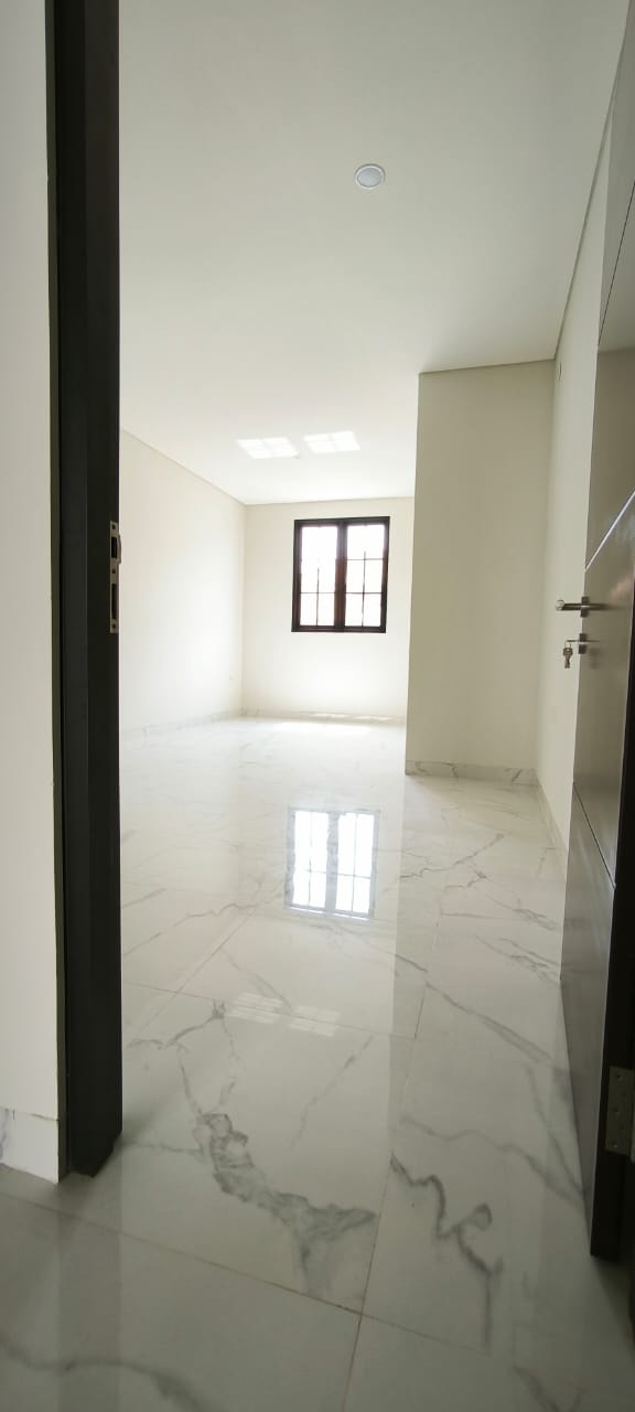 Dijual Rumah Baru 2 Lantai di Jalan Virgo Karang Empat Surabaya Timur - Thumbnail 2