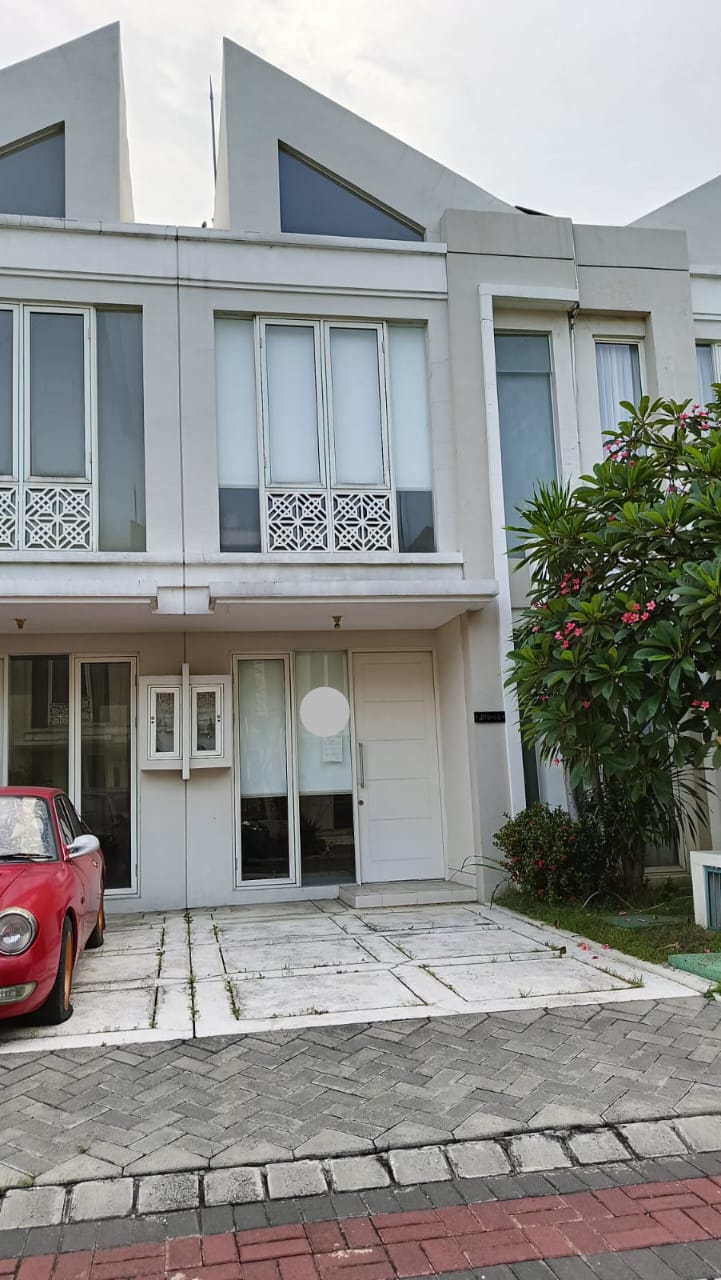 Dijual/Disewakan Rumah 2 Lantai Minimalis di Adelaide Grand Pakuwon Surabaya Barat - Image 1