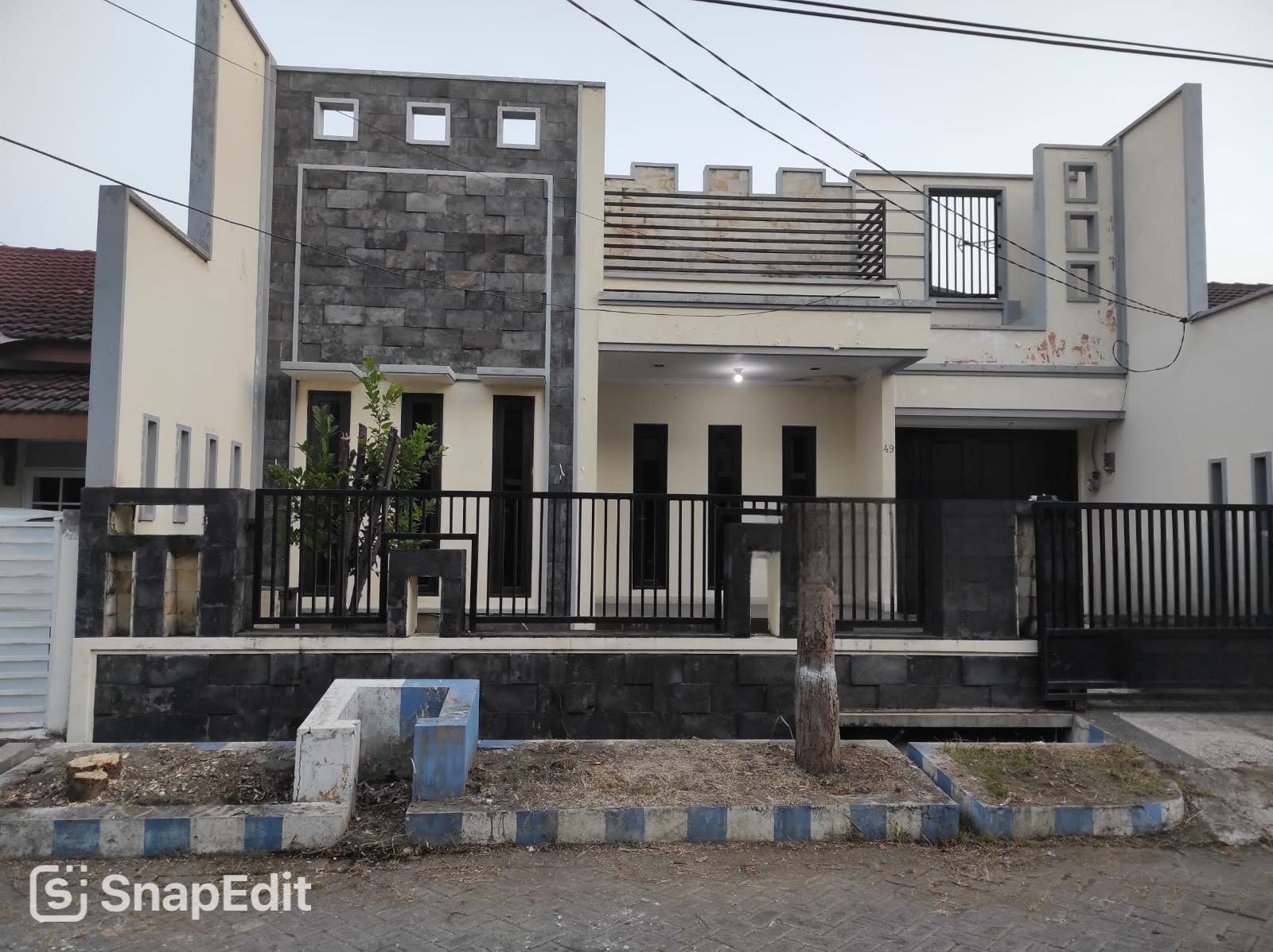 Dijual Rumah Minimalis Siap Huni di Bendul Merisi Surabaya Selatan - Image 1