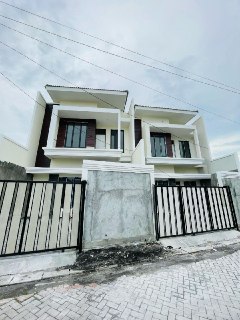 Dijual Rumah 2 Lantai Modern di Medokan Ayu Surabaya Timur - Image 1