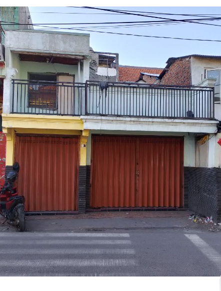 Dijual Rumah Usaha Lokasi Strategis di Sidokumpul Dukuh Kupang, Surabaya Barat - Image 1