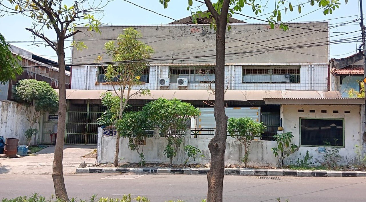Dijual Lelang Ex. Pabrik di Jalan Zamhuri Lokasi Komersial Strategis Rungkut Surabaya Timur - Image 1