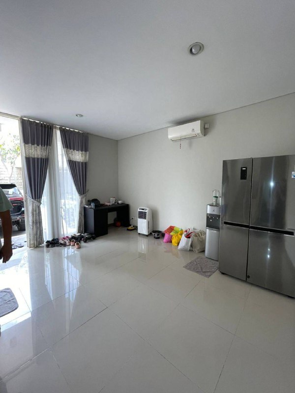 Dijual Rumah Modern di Citraland The GreenLake Surabaya Barat - Thumbnail 2