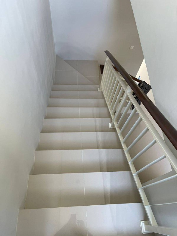 Dijual Rumah Gress Modern di Citraland The GreenLake Surabaya Barat - Thumbnail 4