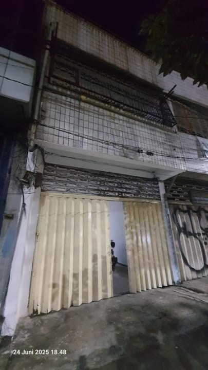 Disewakan Ruko Komersial Siap Huni di Tembaan Surabaya Pusat - Image 1