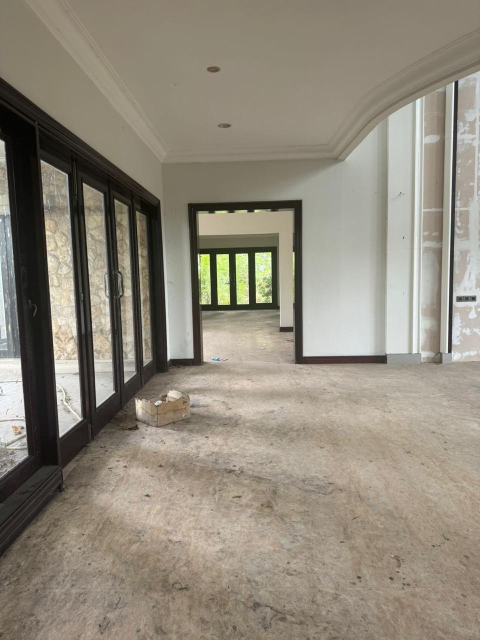 Disewakan Rumah Usaha Strategis di Kawasan Premium Puri Widya Kencana Citraland Surabaya Barat - Thumbnail 2