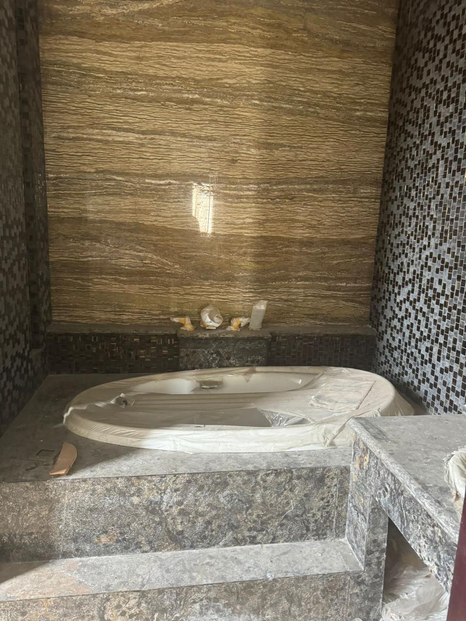 Disewakan Rumah Usaha Strategis di Kawasan Premium Puri Widya Kencana Citraland Surabaya Barat - Thumbnail 4