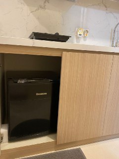 Disewakan Unit Apartemen Furnish di Apartemen Amor Pakuwon City Surabaya Timur - Thumbnail 4