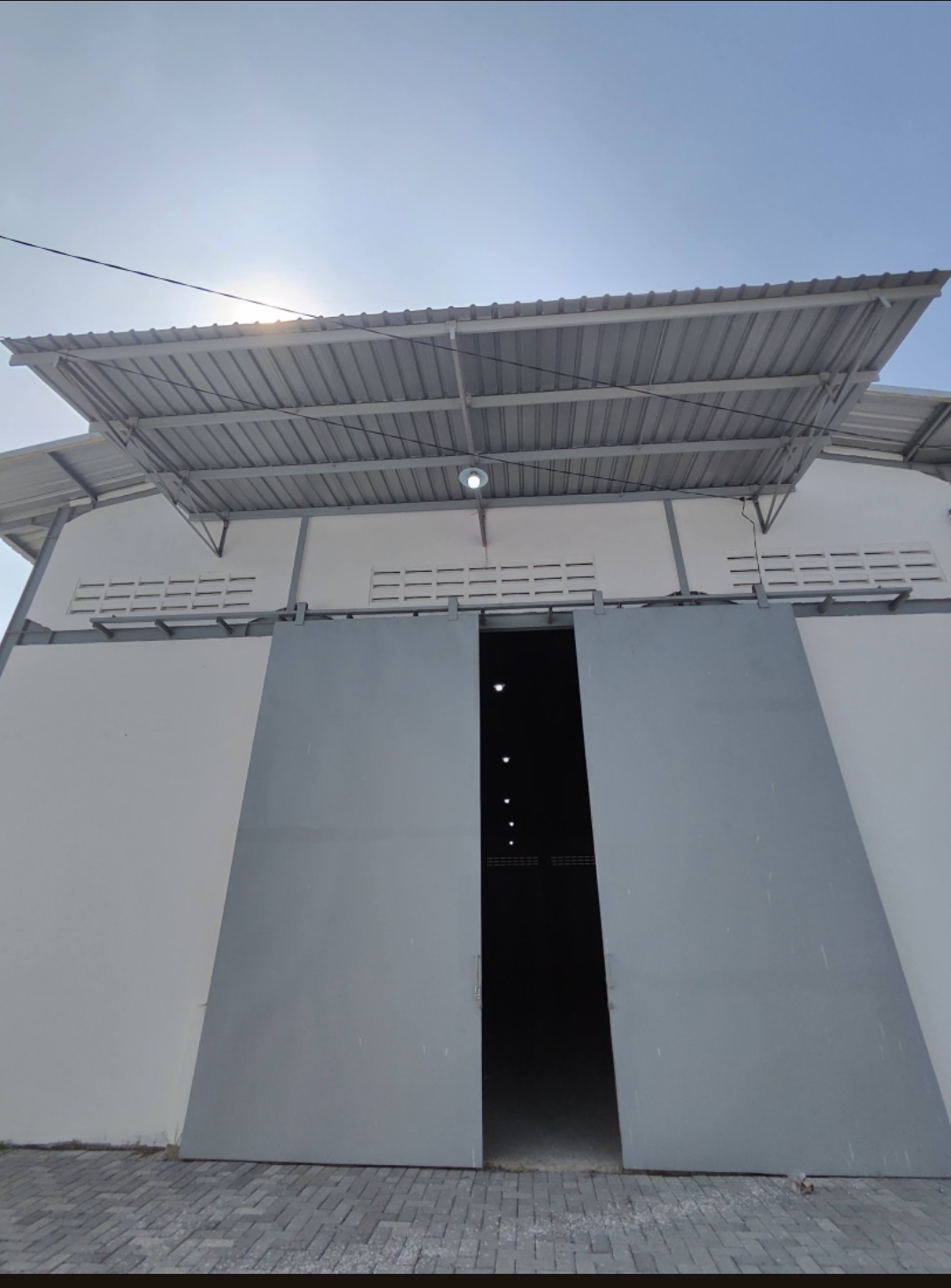 Disewakan Gudang Lokasi Strategis di Romokalisari, Surabaya Barat - Thumbnail 2