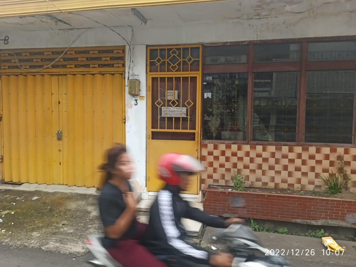 Dijual Murah Rumah Luas di Kalongan, Surabaya Utara - Image 1