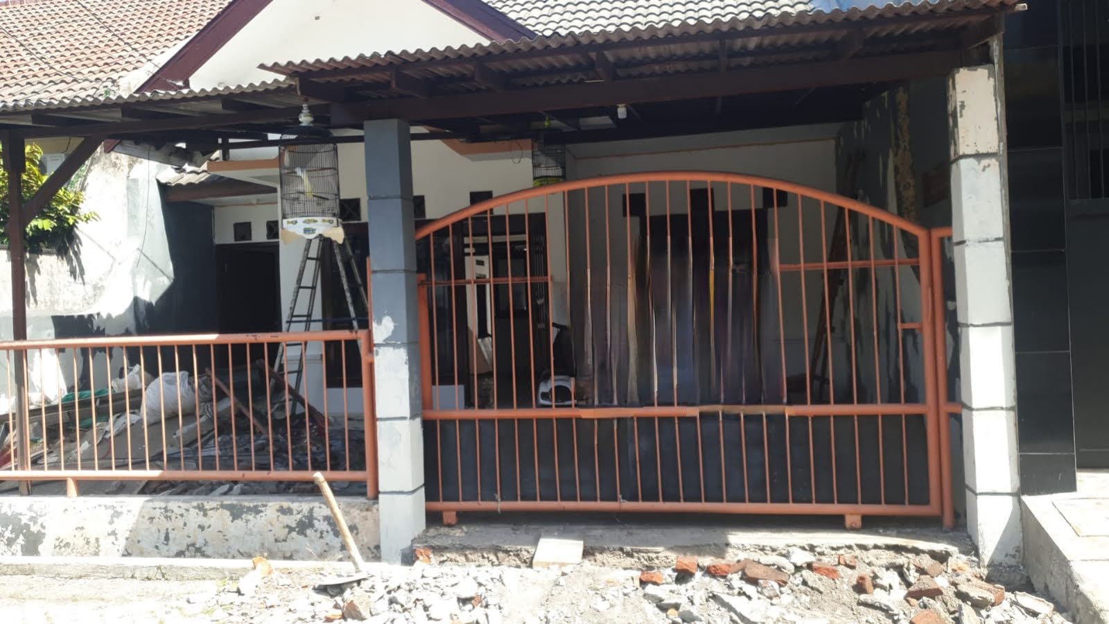Dijual Rumah Murah di Pondok Tanjung Permai, Wonorejo Rungkut Surabaya Timur - Image 1