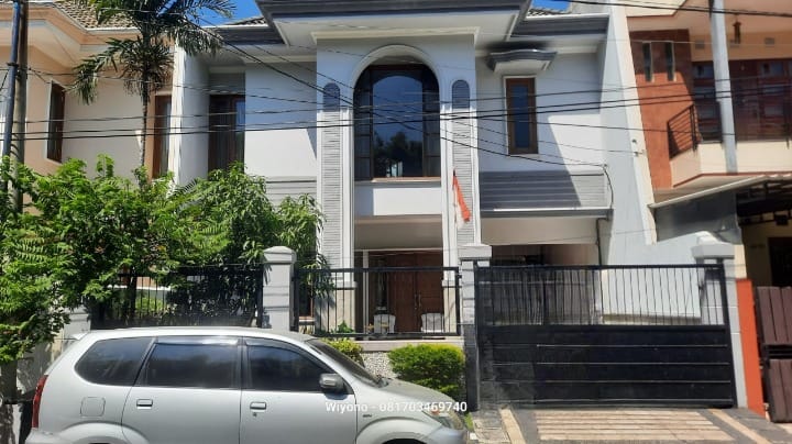 Dijual Rumah 2 Lantai Siap Huni di Pratama Wiyung, Surabaya Barat - Image 1