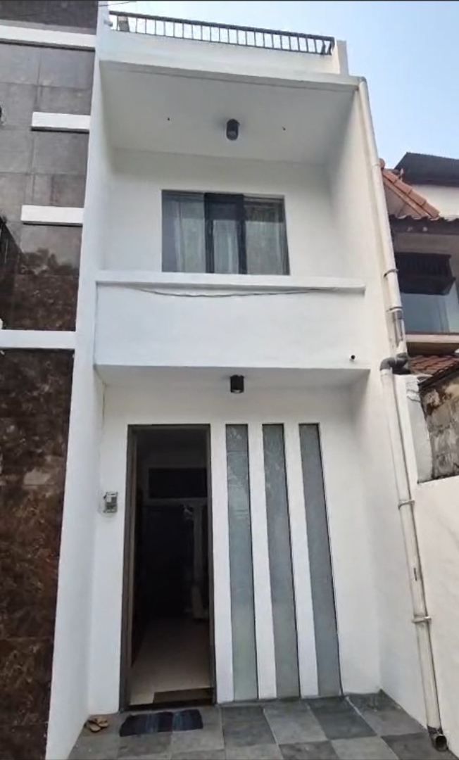 Dijual Rumah Minimalis di Babatan Pratama Surabaya Barat - Image 1