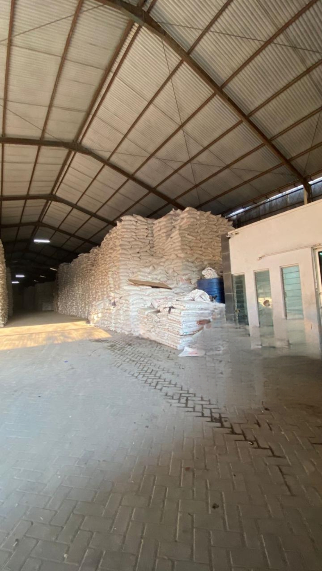 Dijual Gudang Komersial di Mutiara Margomulyo Indah Surabaya Barat - Image 1