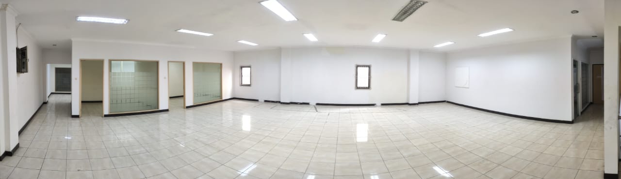 Disewakan Ruko Komersial 3 Lantai di Kedungdoro Surabaya Pusat - Thumbnail 4