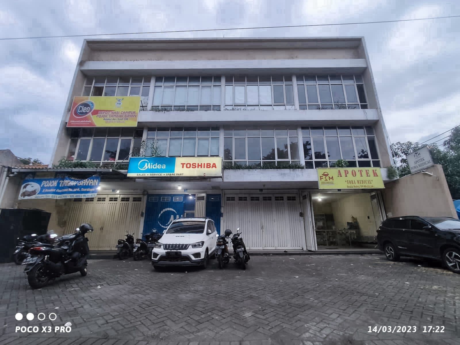 Dijual atau Disewakan Ruko Siap Pakai di Kawasan Strategis Rungkut Asri Tengah Surabaya Timur. - Image 1