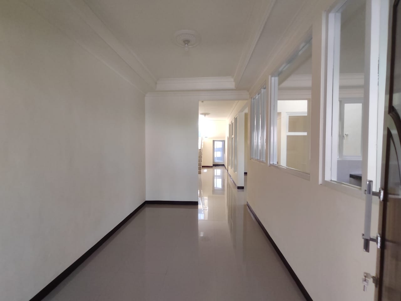 Dijual Rumah Bagus Siap Huni di Kalijudan Surabaya Timur - Thumbnail 3