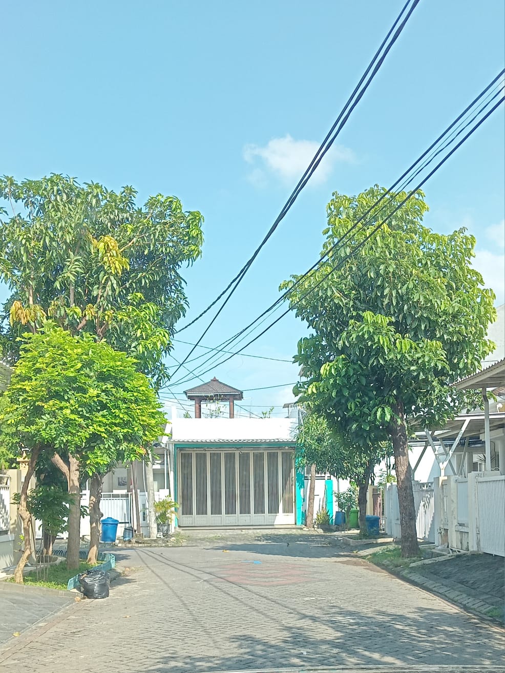 Jual Rumah 2 Lantai Full Furnished di Graha Tirta Waru Sidoarjo - Image 1