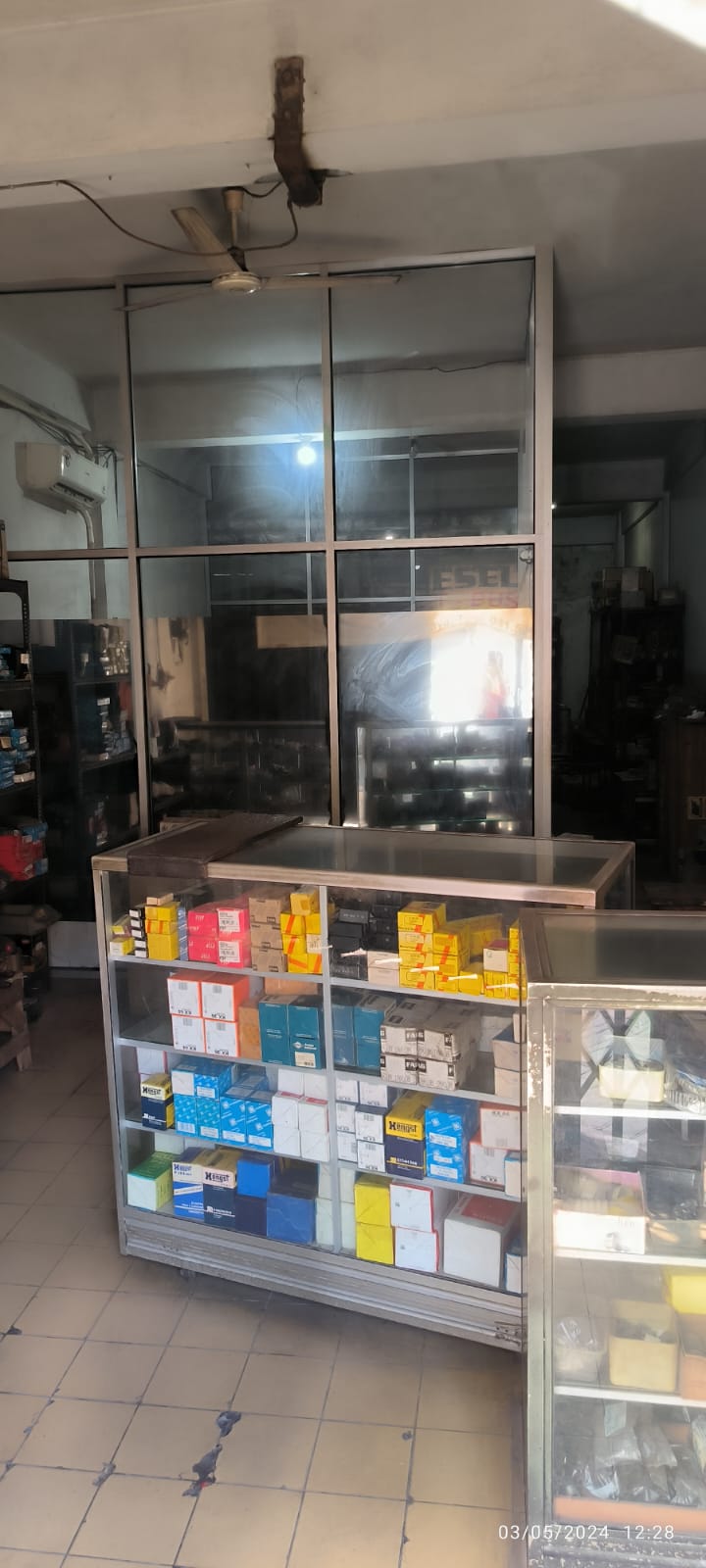 Dijual / Disewakan Ruko 3 Lantai Lokasi Strategis di Kedungdoro Surabaya Pusat - Thumbnail 3