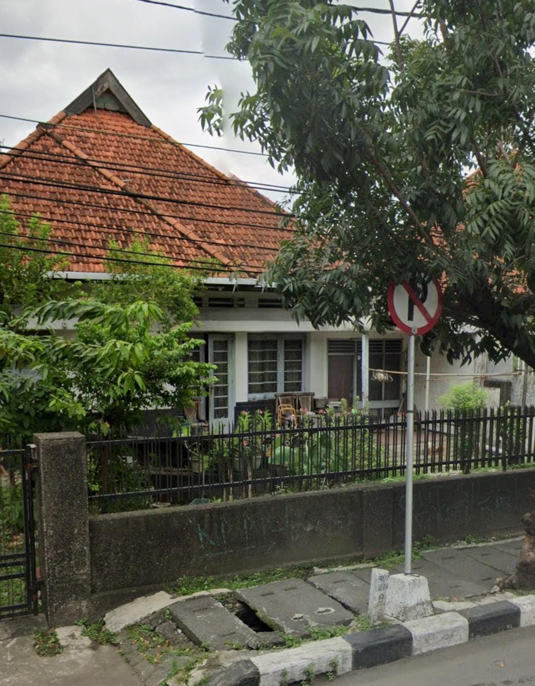 Jual Rumah 2 Lantai Joyoboyo Lokasi Komersial Strategis Surabaya Barat - Thumbnail 2