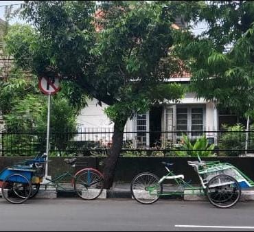 Jual Rumah 2 Lantai Joyoboyo Lokasi Komersial Strategis Surabaya Barat - Image 1