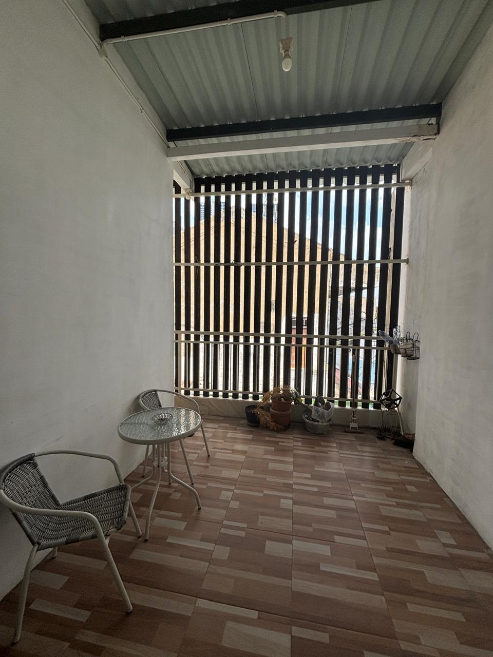 Jual Rumah Minimalis 2 Lantai di Kencana Sari Timur Lokasi Strategis Surabaya Barat - Thumbnail 4