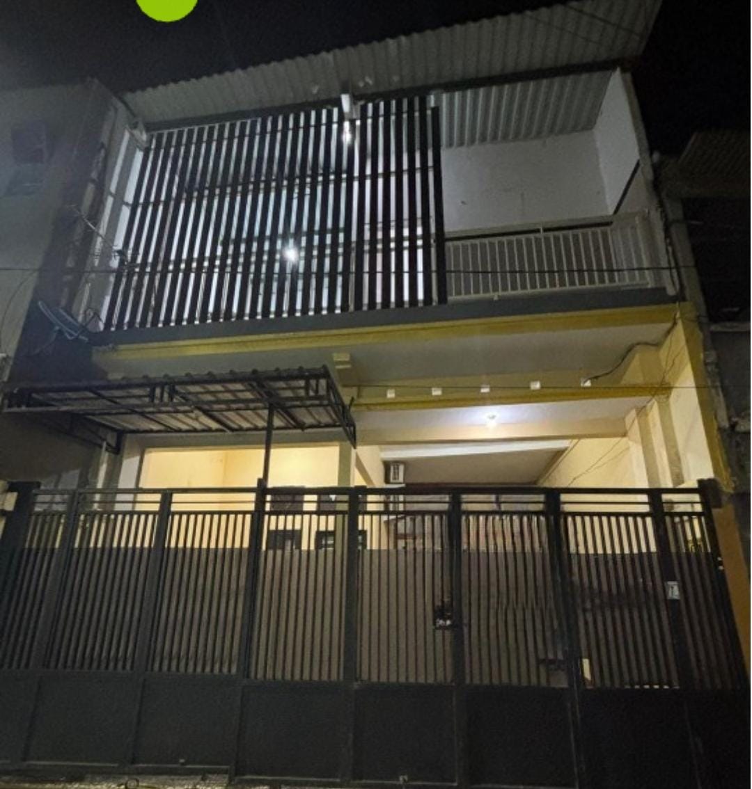 Jual Rumah Minimalis 2 Lantai di Kencana Sari Timur Lokasi Strategis Surabaya Barat - Image 1