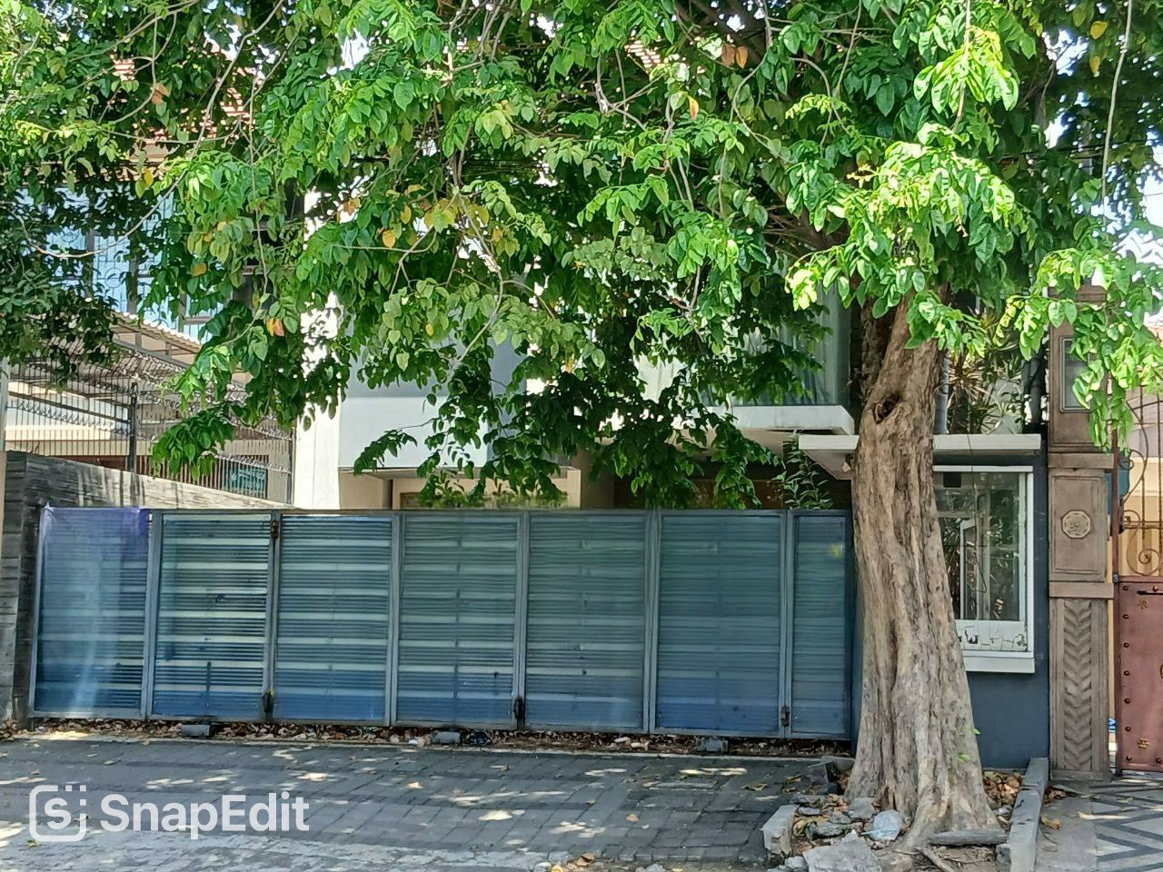 Dijual Rumah Usaha Strategis di Kawasan Premium Imam Bonjol Surabaya Pusat. - Image 1