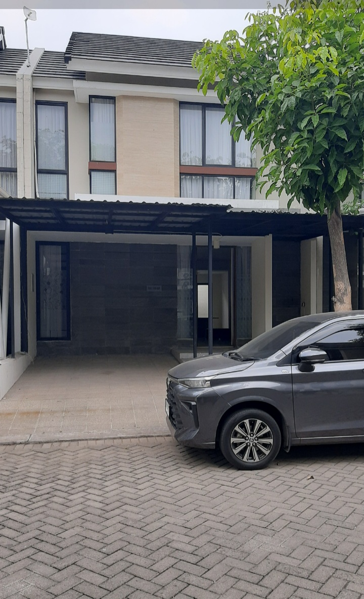 Dijual / Disewakan Rumah Siap Huni di Kawasan Prestisius Northwest Lake Citraland Utara Surabaya Barat - Image 1