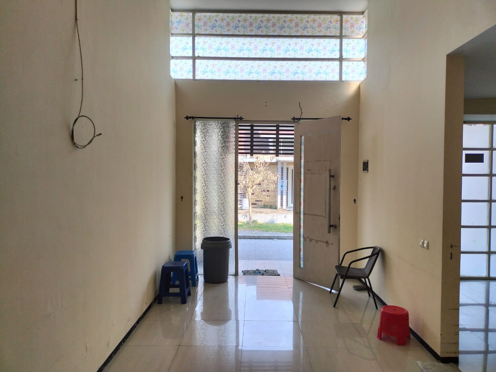 Dijual Cepat Rumah Siap Huni di Taman Puspa Raya Citraland Surabaya Barat - Thumbnail 2