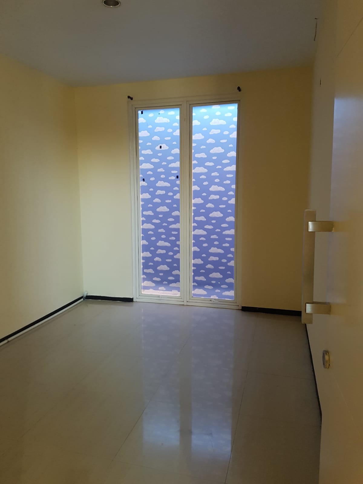 Dijual Cepat Rumah Siap Huni di Taman Puspa Raya Citraland Surabaya Barat - Thumbnail 4