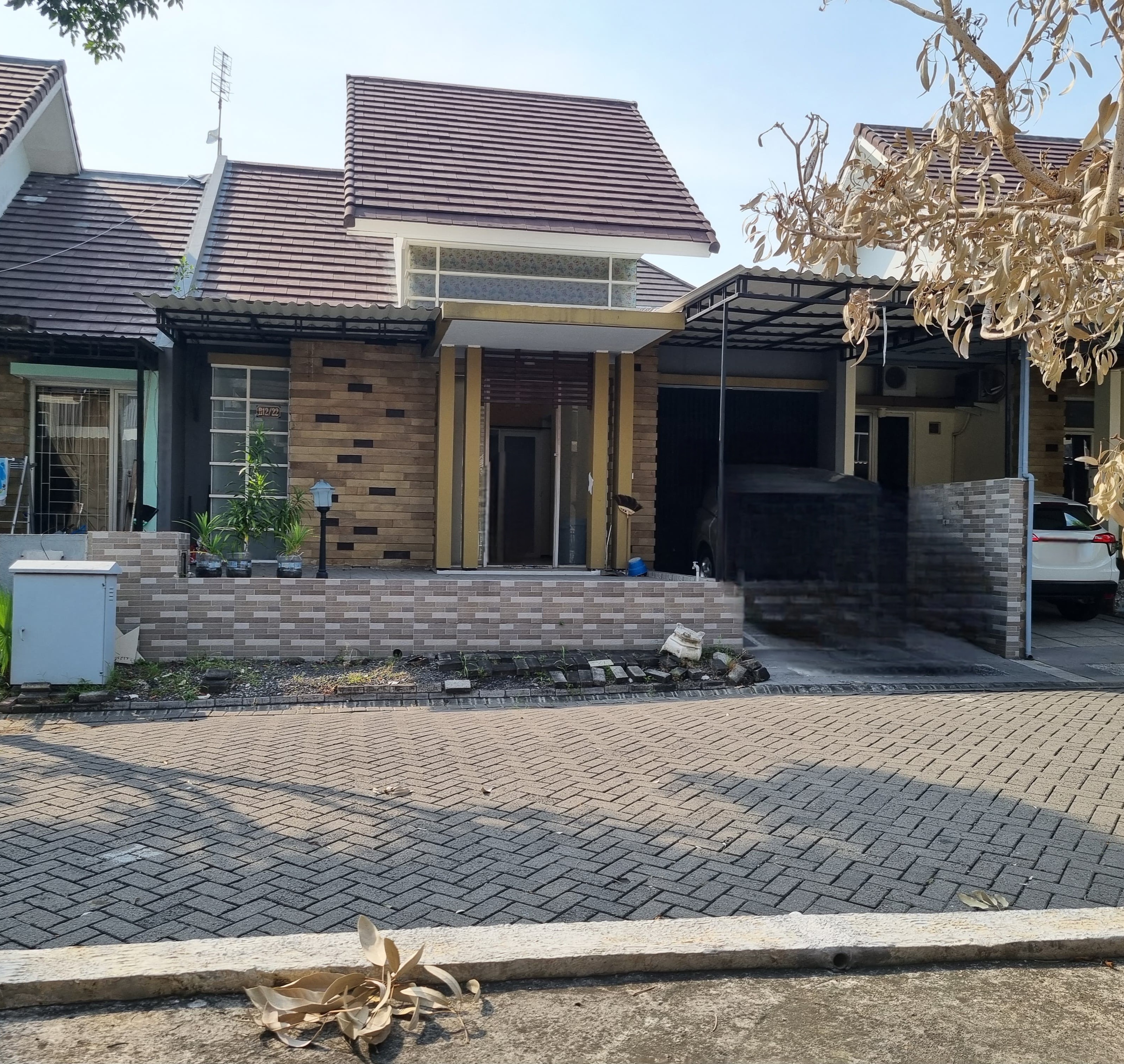 Dijual Cepat Rumah Siap Huni di Taman Puspa Raya Citraland Surabaya Barat - Image 1