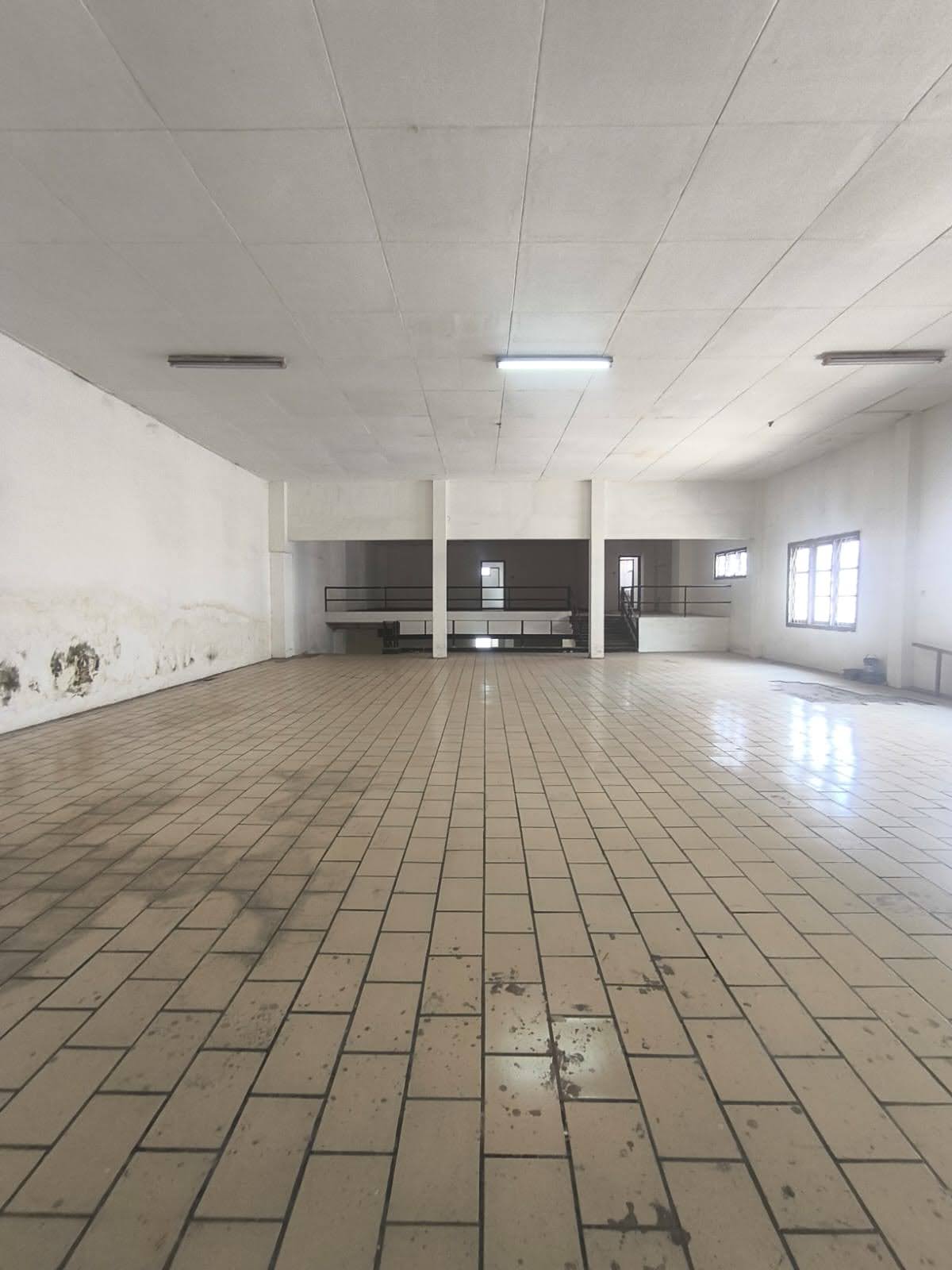 Dijual Ruko Premium di Tengah Kota – Nol Jalan di Raya Urip Sumoharjo Surabaya Pusat - Image 1