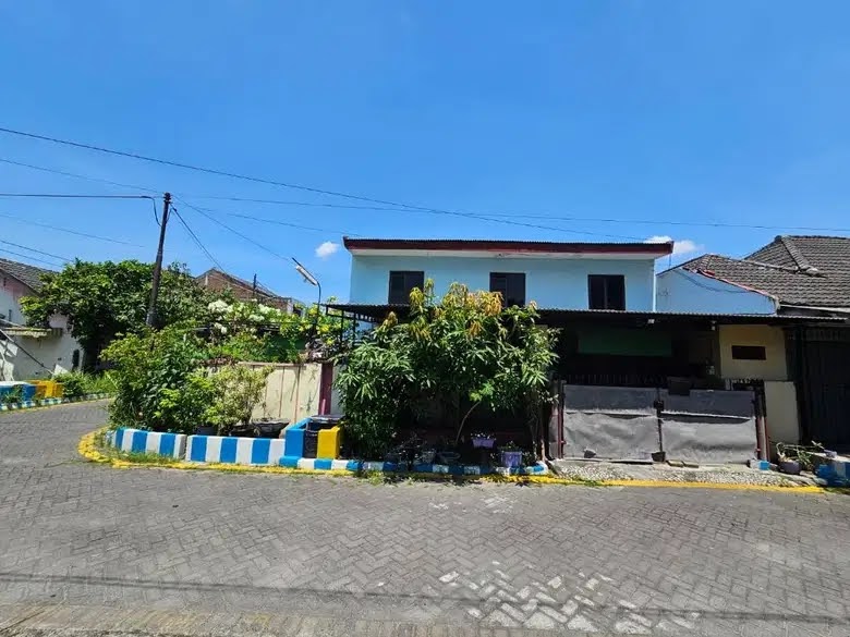 Dijual Rumah 1,5 Lantai Perum Kosagrha Dekat Upn Surabaya Selatan - Image 1