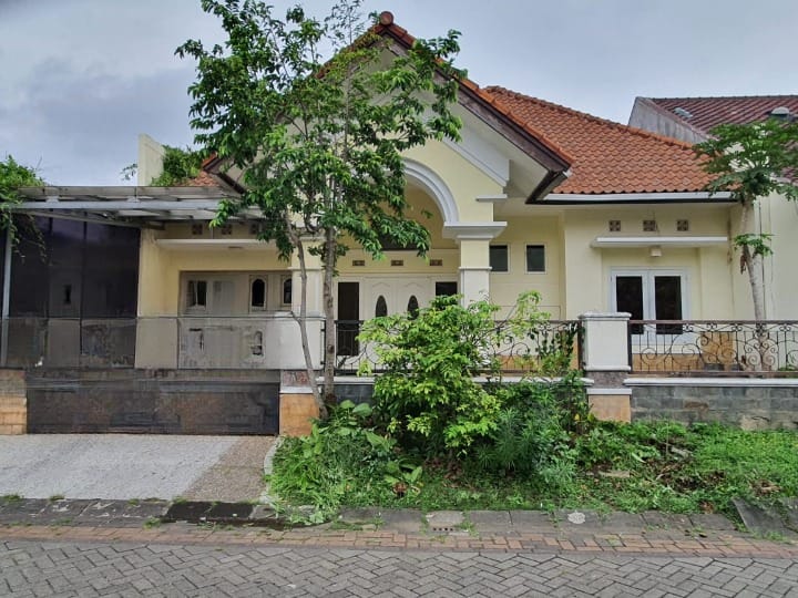 Dijual Rumah Siap Huni Lokasi Strategis di Villa Puncak Tidar Kota Malang - Image 1