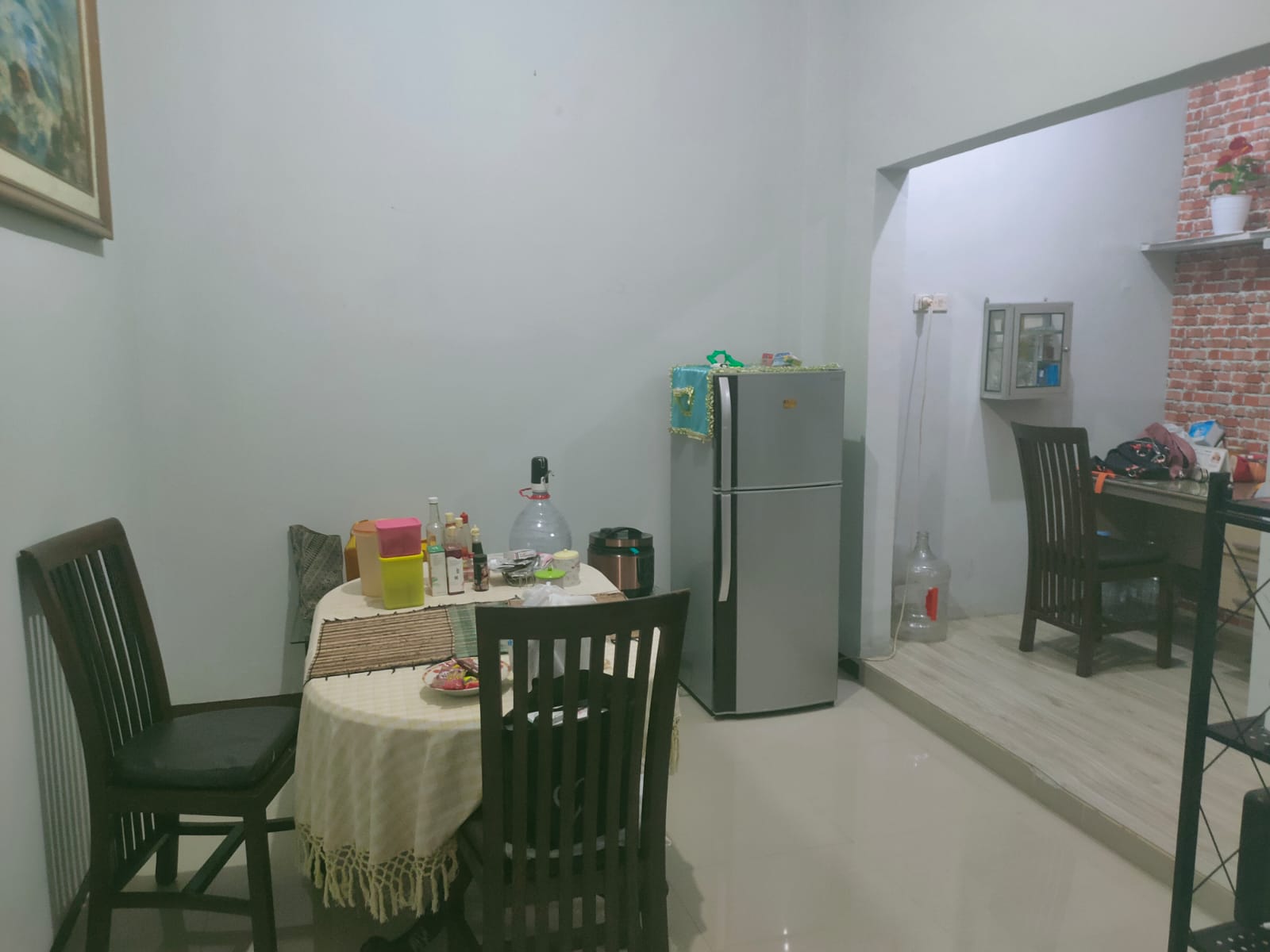 Dijual Rumah Nyaman dan Strategis di Taman Pondok Indah Surabaya Barat - Thumbnail 2
