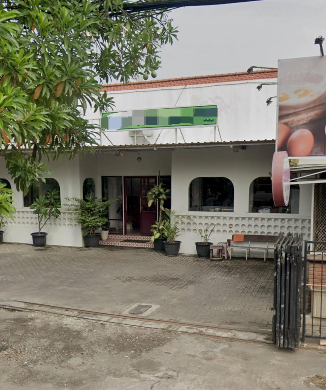 Disewakan Rumah Usaha di Raya Pucang Anom Lokasi Komersial Strategis Surabaya Timur - Image 1